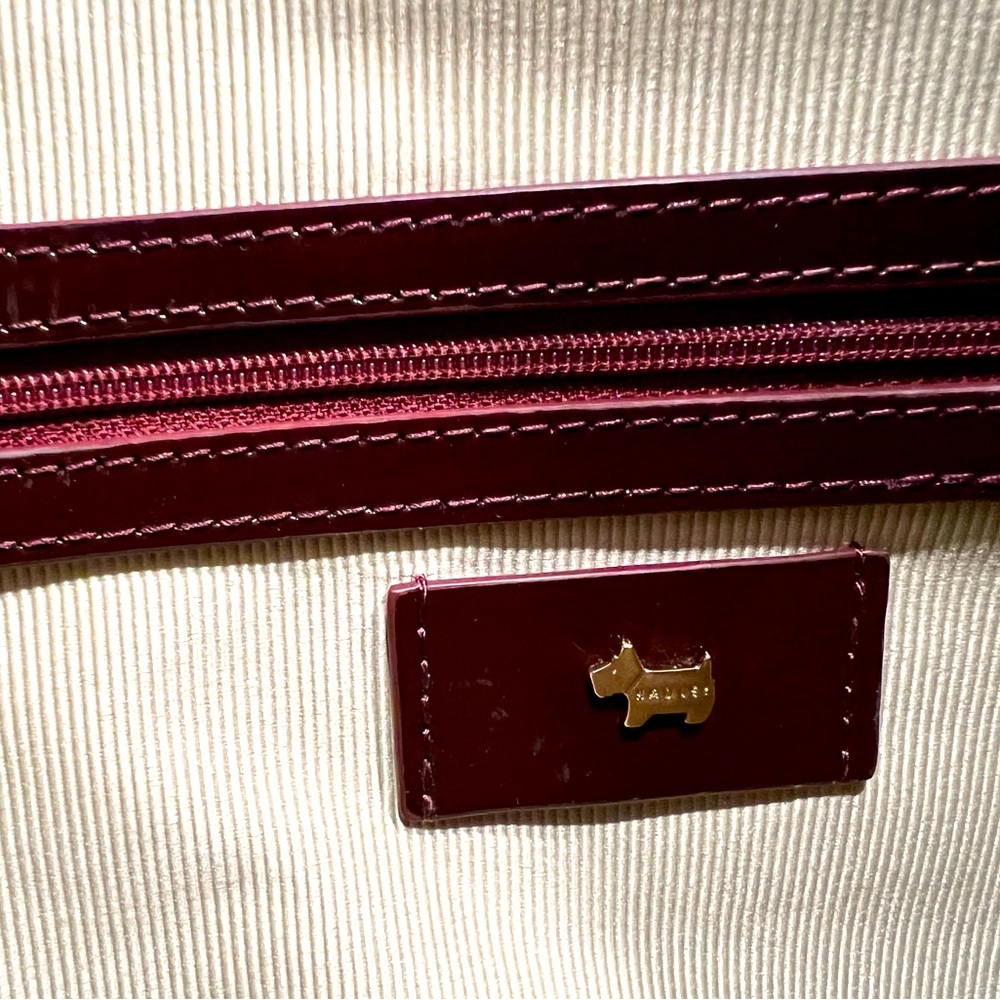 Rare Radley London Burgundy Convertible Handbag - Picture 4 of 7